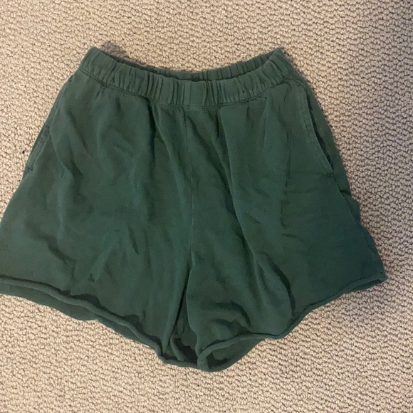 Aerie forest green sweat shorts - Picture 1 of 2